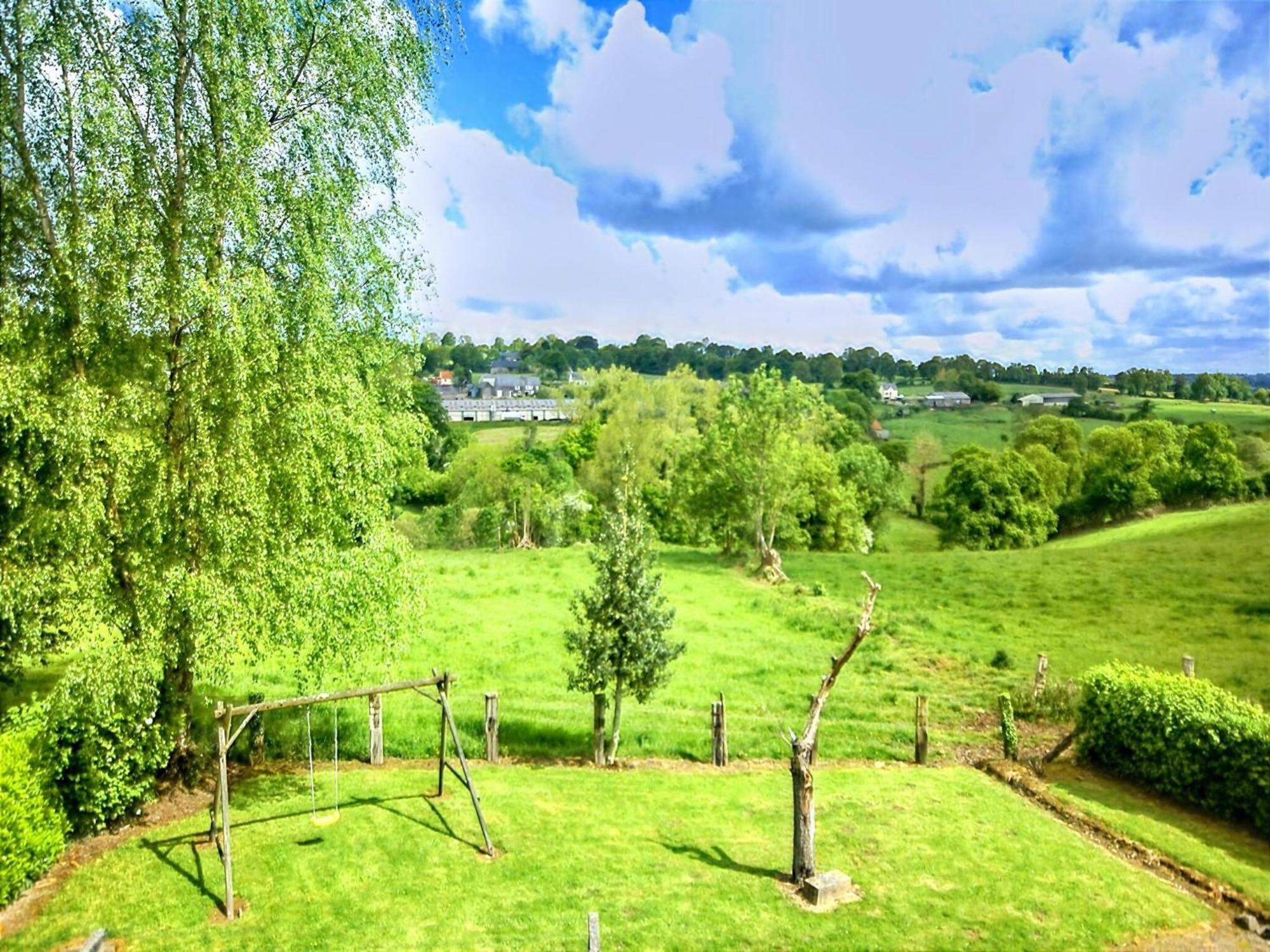Holiday Home Close To Normandy Montaigu-les-Bois Exteriér fotografie